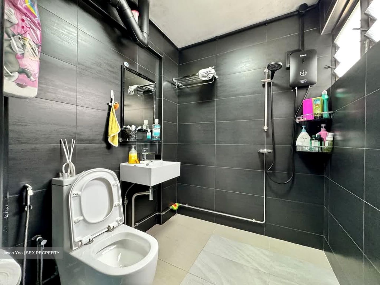 Blk 249 Hougang Avenue 3 (Hougang), HDB 5 Rooms #548019721